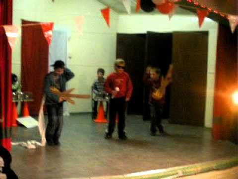 Grootelindt Pupillenkamp 2010: Groep 2 - Loesje