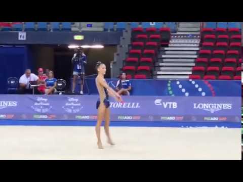 Sara Llana (ESP) clubs qualification World Championships Pesaro 2017