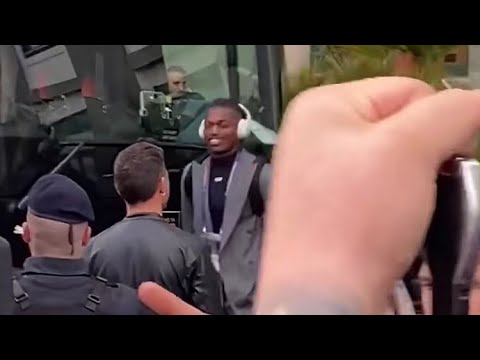 Des supporters de Naples lancent des cris raciste envers Rafael leao 🤬 #notoracisme #naples #leão