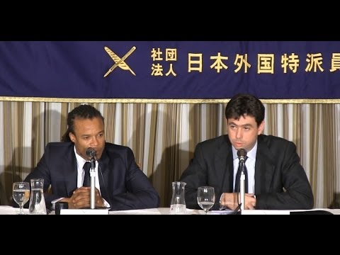 Andrea Agnelli & Edgar Davids: "Italian Football and the Globalization of its Brand "