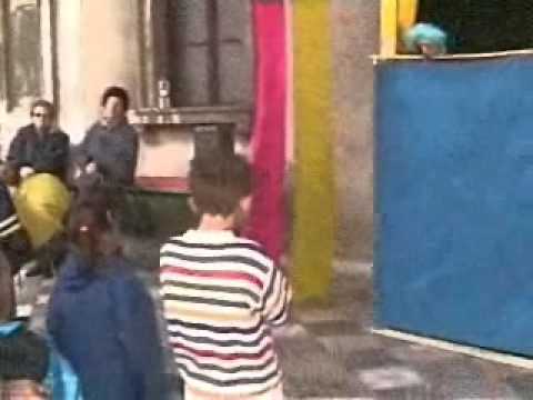 Laceto di sidro di mela da pigmentary nota su un corpo La donna che si è sposata non ha lentiggini