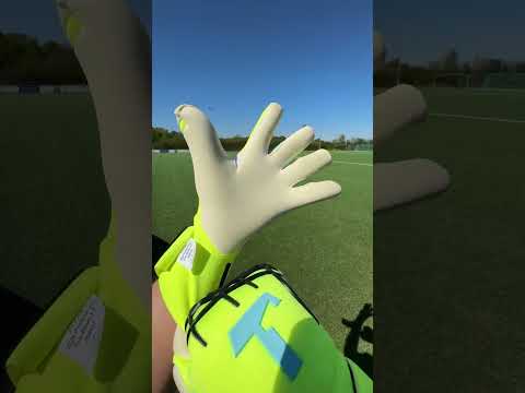 This grip's so good it peeled of some latex...🥵