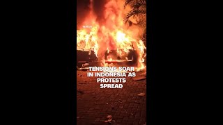 Download lagu Tensions soar in Indonesia as protests spread mp3 Download lagu Tensions soar in Indonesia as protests spread mp3