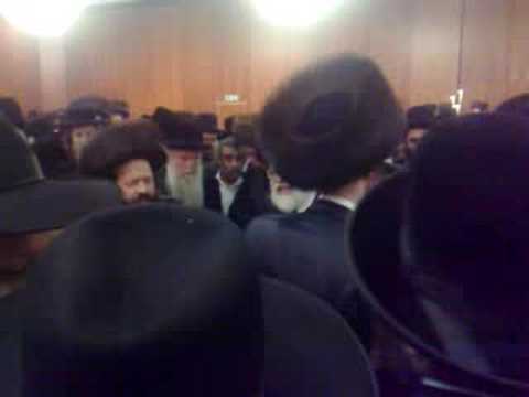 Bobover Rebbe (R. MD)