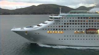 preview picture of video 'Dawn Princess departing Port Chalmers, 7 April 2014'