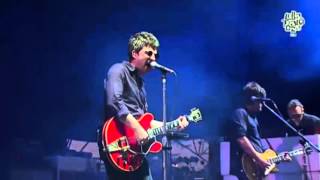 Listen Up - Noel Gallagher&#39;s High Flying Birds (Live) Chile 2016