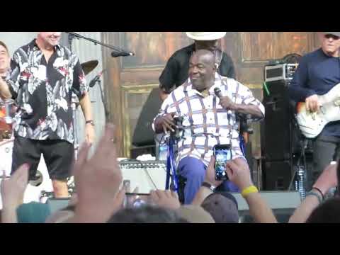 Clarence "Frogman" Henry - I Ain't Got No Home (New Orleans Jazzfest 2018)