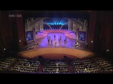 [6-11-8] U, Dancing Out