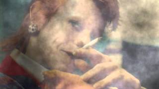 DAVID BOWIE - LADY GRINNING SOUL by CASTLING