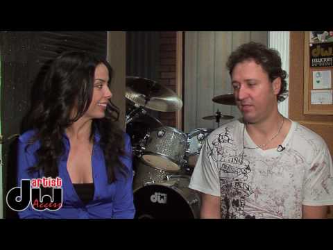 DW Artist Access - Julio Figueroa