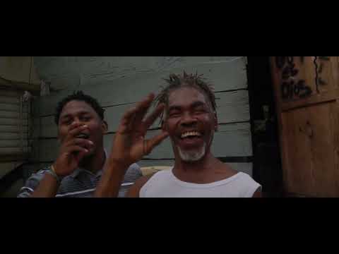 bubulominero ft Satregram - Miky Mau  (Video oficial  MegaurbanoTV)