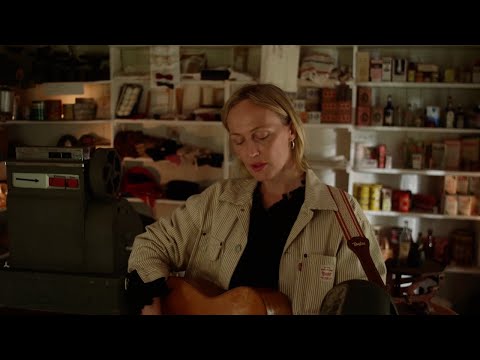 Moonica Mac - Vargen │ FOLK FRÅN SKOGEN