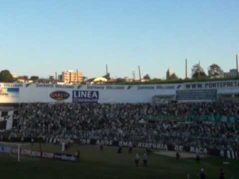 Stadtderby Campinas Ponte Preta vs Guarani Gästefans vs Cops