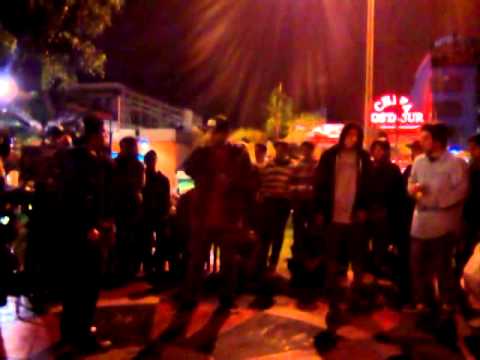 Chancalo con rimas: Raul vs. Jethro