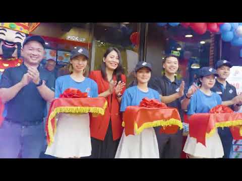 Khai trương cơ sở Domino Pizza
