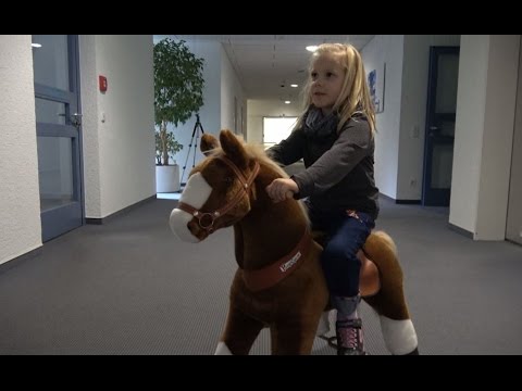 Kinderpferd Rutschpferd Rollpferd von Ponycycle im EURONICS Test
