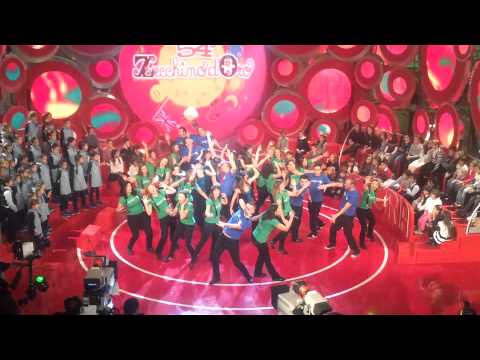 54° Zecchino d'Oro - Le Verdi Note dell'Antoniano - C'è bisogno di una squadra - live dallo studio