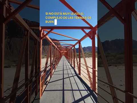 Caminando hacia las termas de Hualfin, Catamarca, Argentina