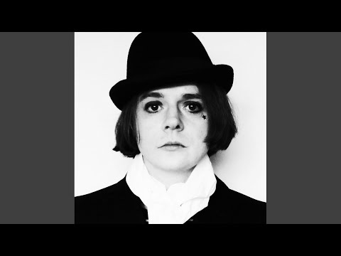 download lagu mp3 mp4 Henrik Berggren Me, download lagu Henrik Berggren Me gratis, unduh video klip Henrik Berggren Me