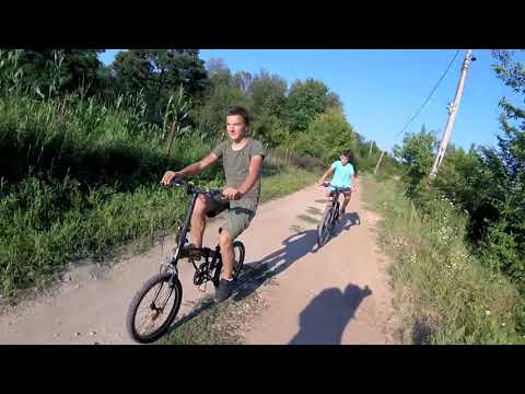 Off road pe două roţi prin satul Mărgineni