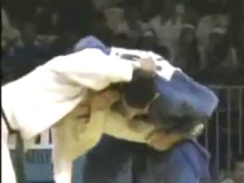 JUDO 2006 Asian Games: Arash Miresmaeili (IRI) - Tsagaanbaatar Khashbaatar (MGL)