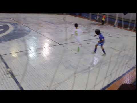 DEFESA (I) DO GOLEIRO BERNARDO "SPACAT" - GRAJAÚ COUNTRY X SERRANO - SUB 11