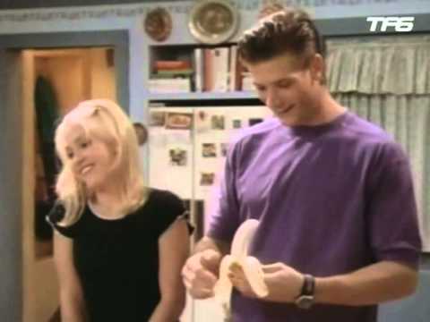 Cody présente Brad Pit à Dana