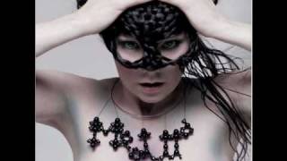 Björk - Who Is It