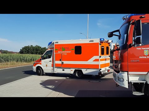 RTW 4 Rettungsdienst Kreis Borken auf Einsatzfahrt