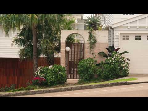 17 Leslie Street, Bardon, QLD 4065, 4 rūma, 3 rūma horoi, House