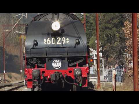 Hold your nerve as Garratt 6029 approaches Blackheath Platform, 2018