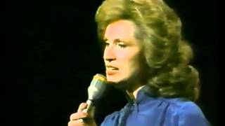 Jan Howard Singing "Memories For Sale"