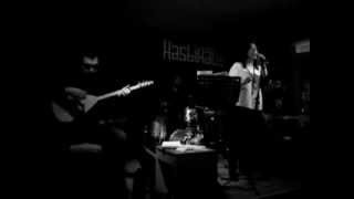 Ezgi Saykan - Sabah Güneşi Doğmuş Boyalı Konaklara