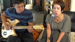 Video thumbnail for 2003 Rickenbacker 330 Mapleglo by krispood