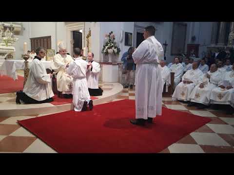 Svećeničko ređenje đakona don Josipa Mudrog i don Tonćija Ante Prizmića u katedrali