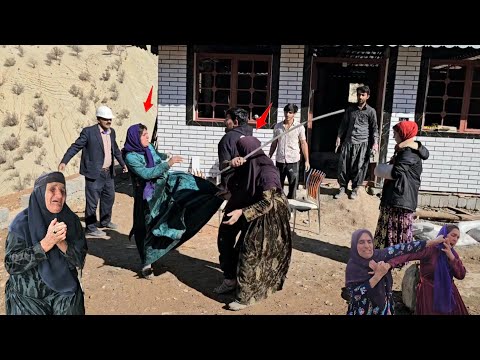 Stepmother Documentary: Emotions and Unhappiness: Fatemeh's Mother's Conflict with Zahra Rawani