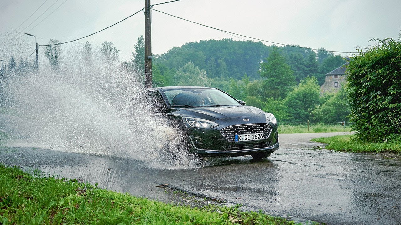 Pothole Detection Tech Irons Out the Bumps for All-New Ford Focus