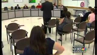 preview picture of video 'School trustee calls for resignations'