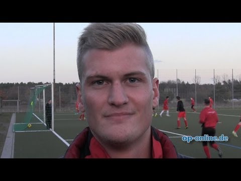 Yves Böttler schießt das Tor des Jahres 2013