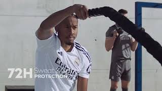 Defend your colours with the new NIVEA Men Black & White