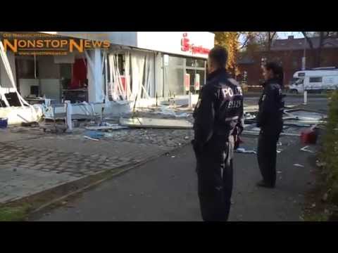 Berlin: Sparkasse nach Einbruch gesprengt (19.10.2014)