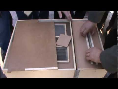 Bio Stup la Targul Apicol de la Slobozia - Discutia cu un grup de apicultori in cadrul targului