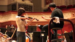 Lisa Batiashvili, Alan Gilbert, and the New York Philharmonic Rehearse, 5/12/2011
