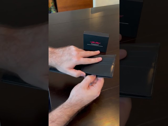 Vídeo relacionado con Nemesis Now Footprints - Cartera (10 cm), Color Negro
