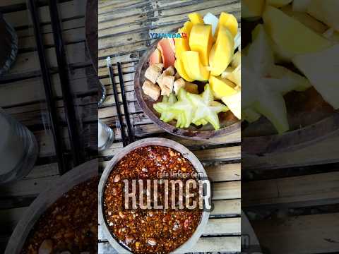 Cari tempat nongkrong yang cozy dan estetik? Yuk, mampir ke Cafe Omah Pucang, suasana asri dan nyaman siap menyambutmu!...