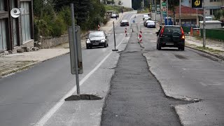 Разкопаните заради водния цикъл улици в Смолян изнервят хората в града