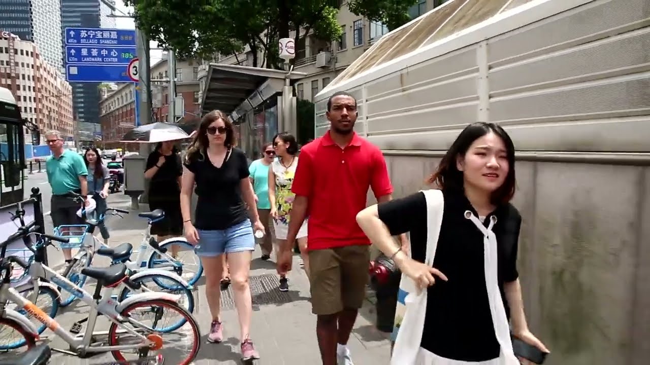 Experience the Full-Time MBA Global Immersion