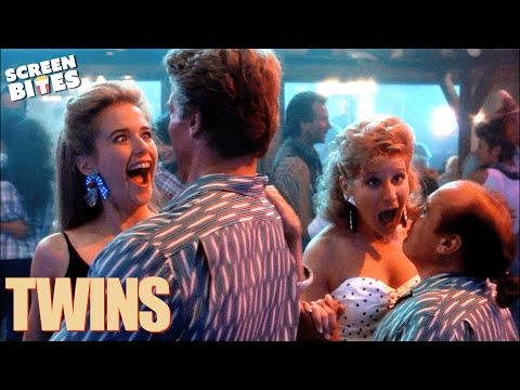 Double Date With Danny Devito and Arnold Schwarzenegger | Twins (1988) | Screen Bites