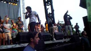 The Knux - F!re (Put It In The Air) [Lollapalooza 2009]
