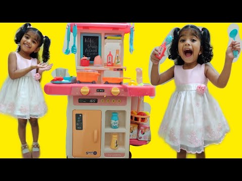 Azraa Making Lunch for Her mom/Pretend Playing in the Kitchen/42 pc Kitchen Set for Kids/3 year old